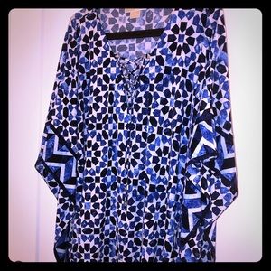 Beautiful flowy MK top! Plus size!